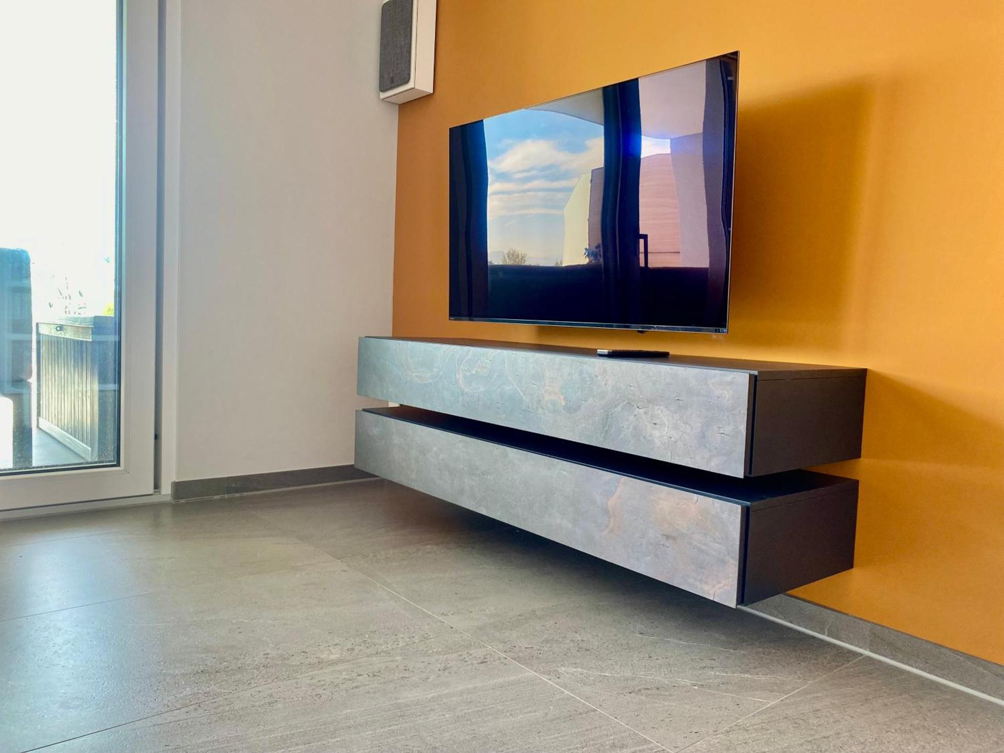 Penthouse-Appartement mit Alpenblick Friedrichshafen Buitenkant foto