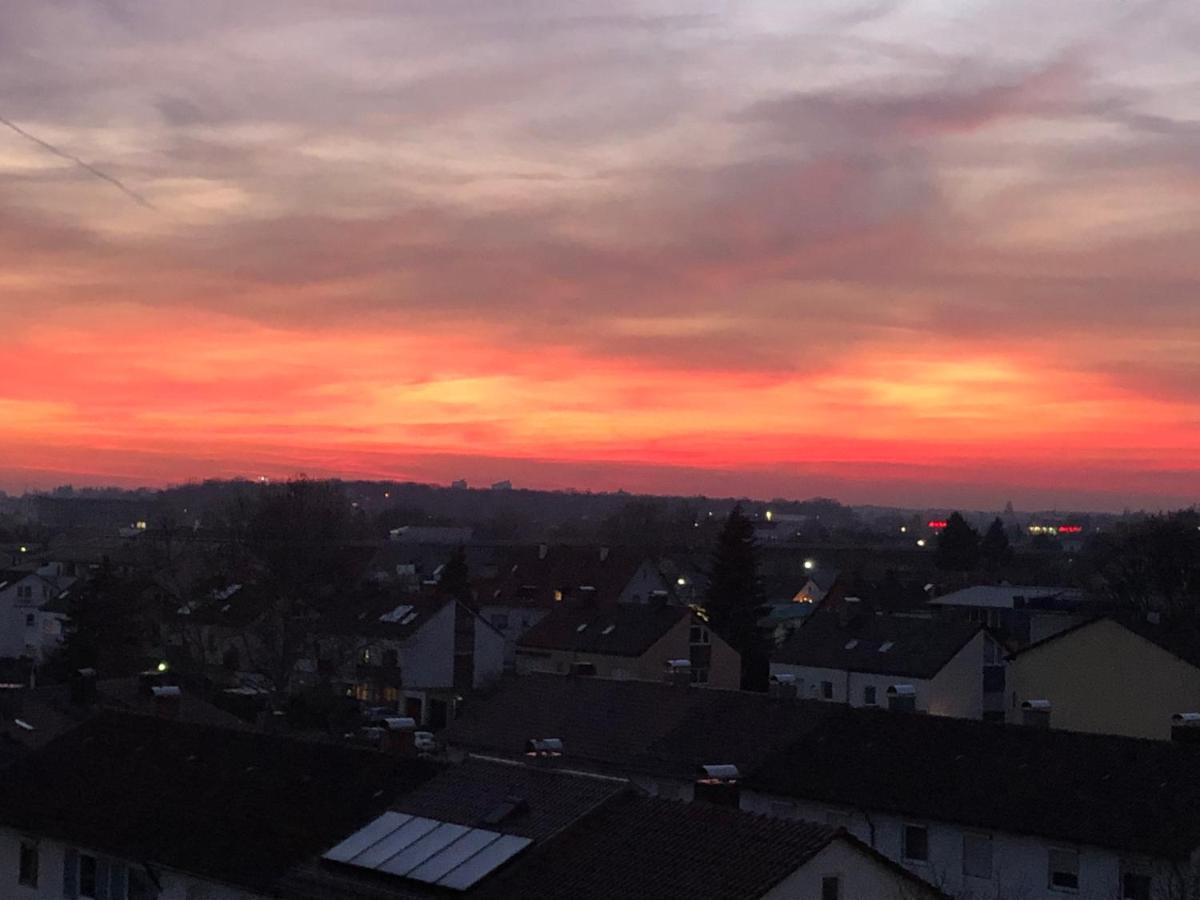 Penthouse-Appartement mit Alpenblick Friedrichshafen Buitenkant foto